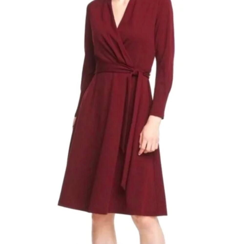 Ann Taylor long sleeve v-neckline knee length belted burgundy dress, size small